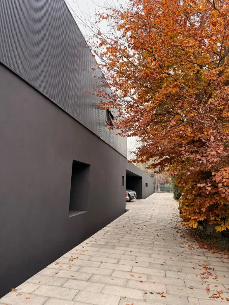 Casa aislada con EIFS - Se aplicó acabado norteamericano STO Decocoat